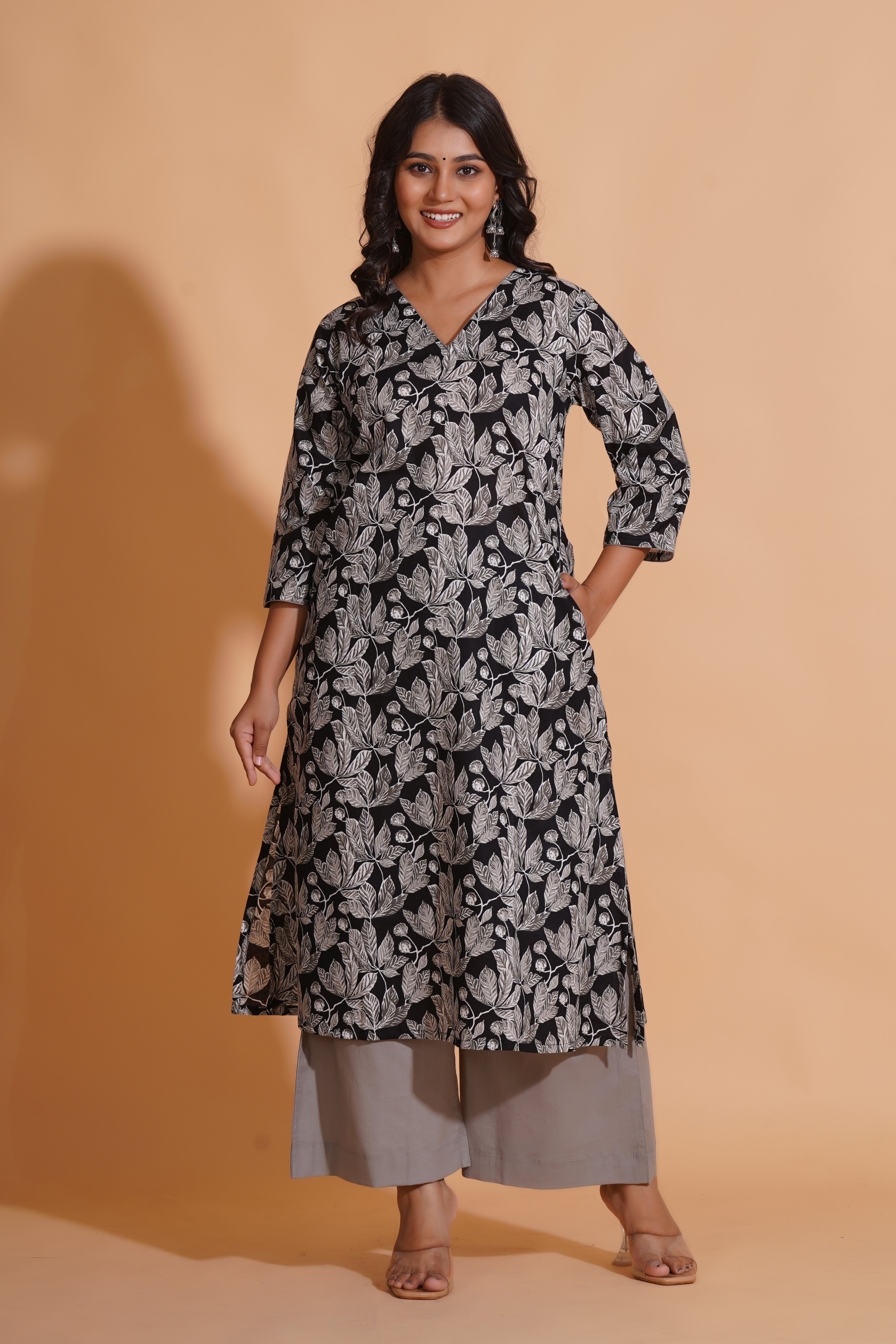 Monochrome Leaf Print Kurta Set