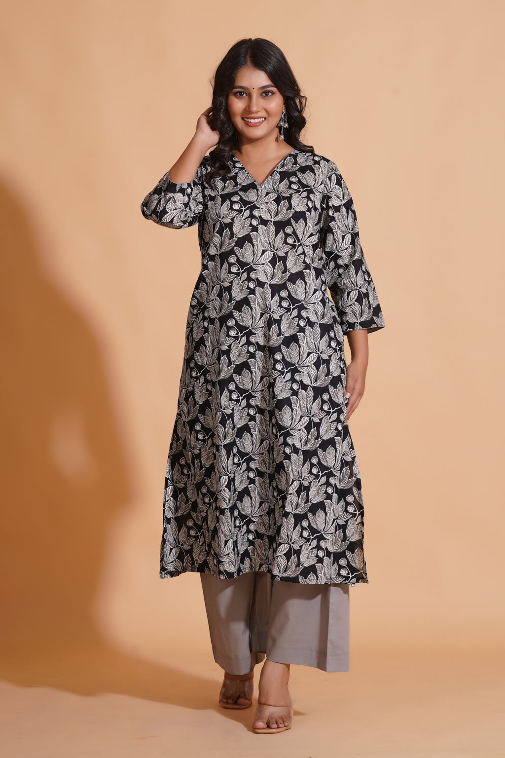 Monochrome Leaf Print Kurta Set