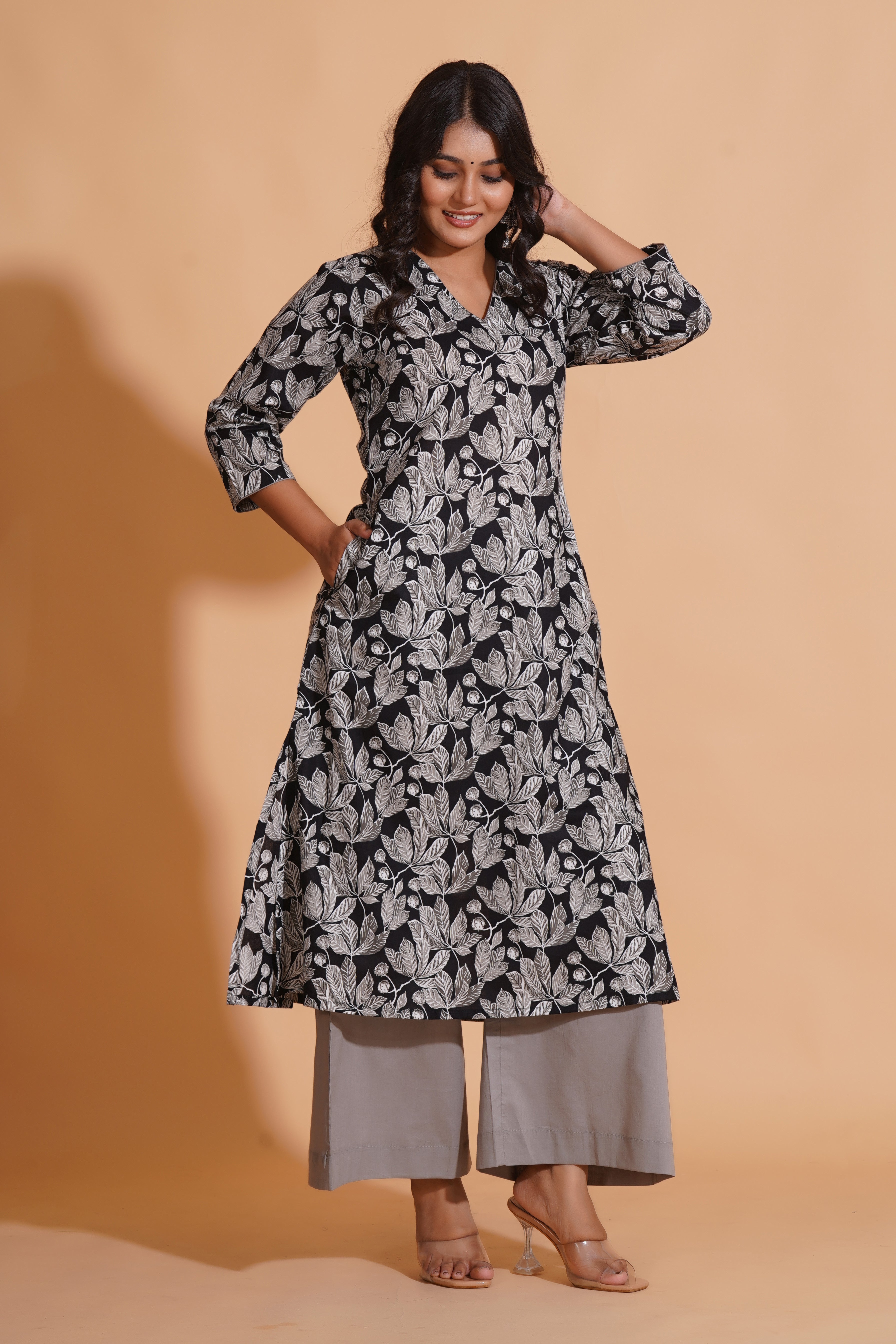 Monochrome Leaf Print Kurta Set