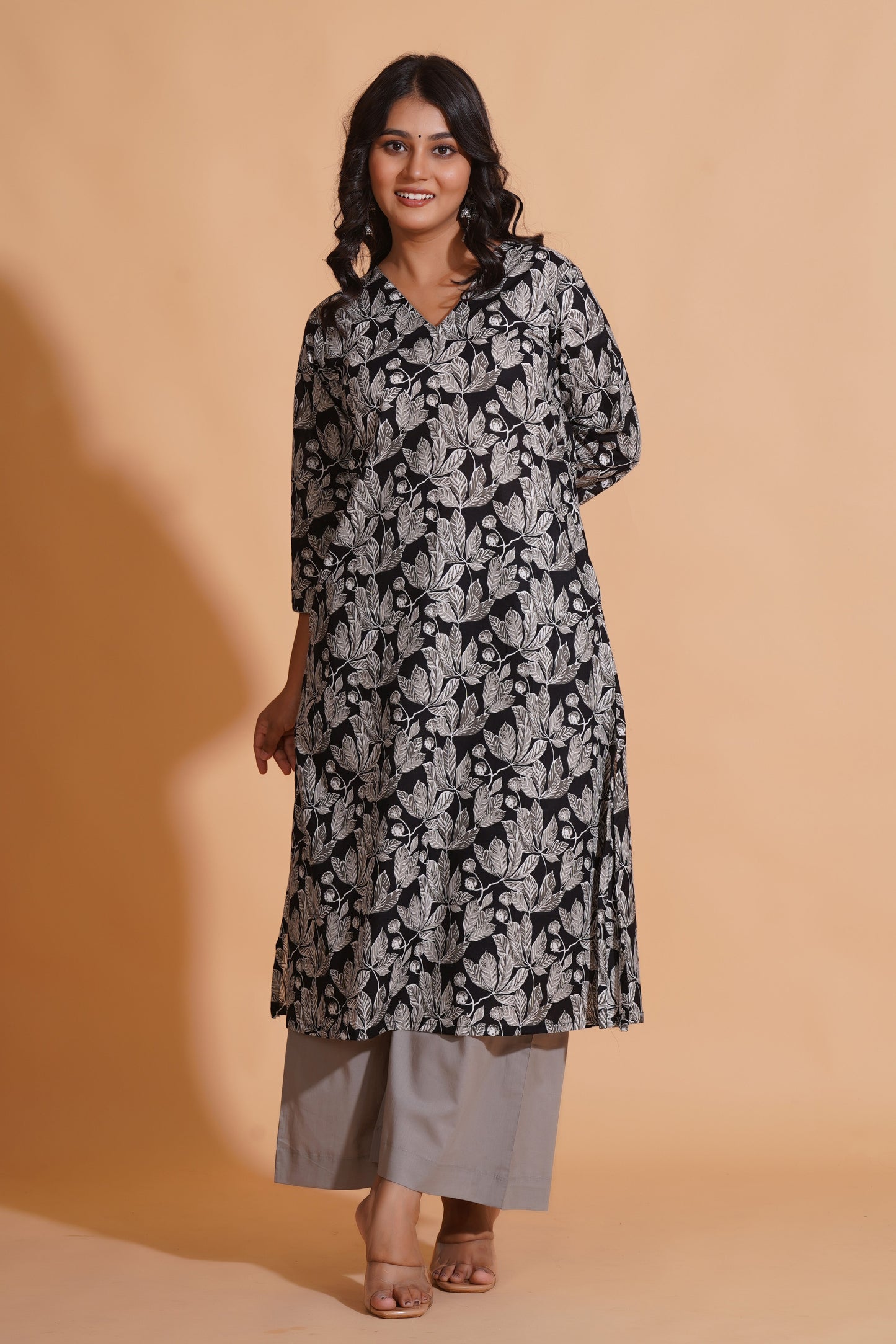 Monochrome Leaf Print Kurta Set