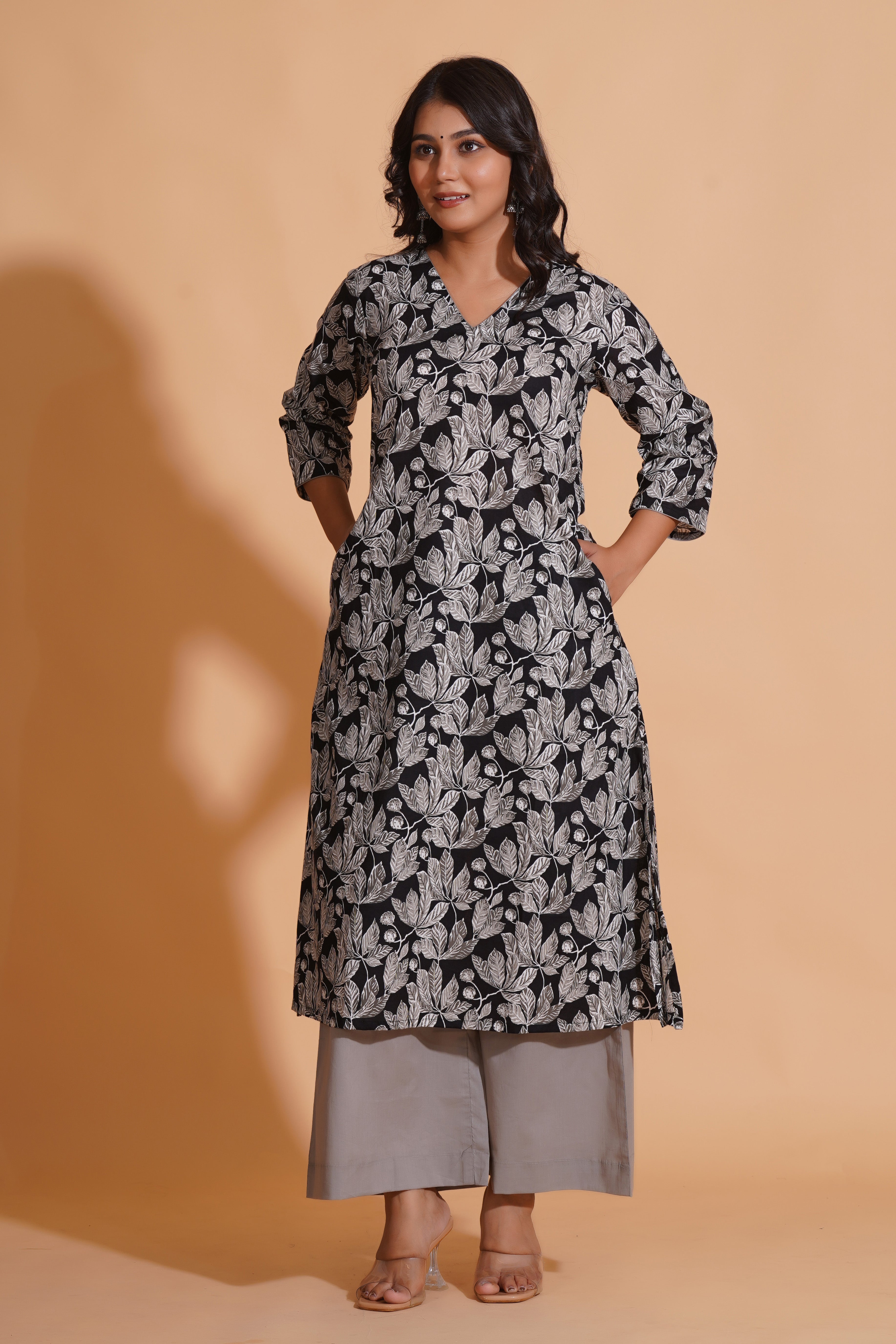 Monochrome Leaf Print Kurta Set