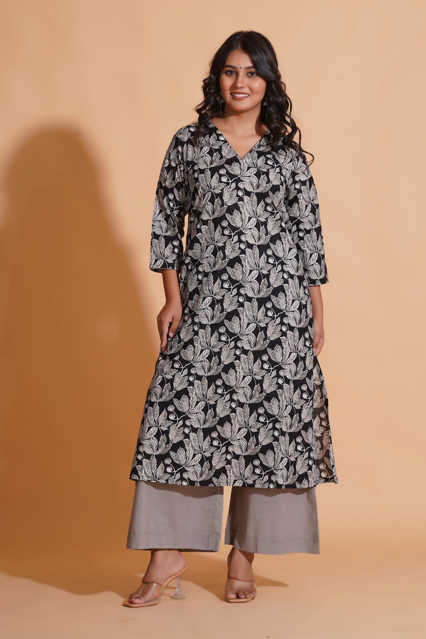 Monochrome Leaf Print Kurta Set