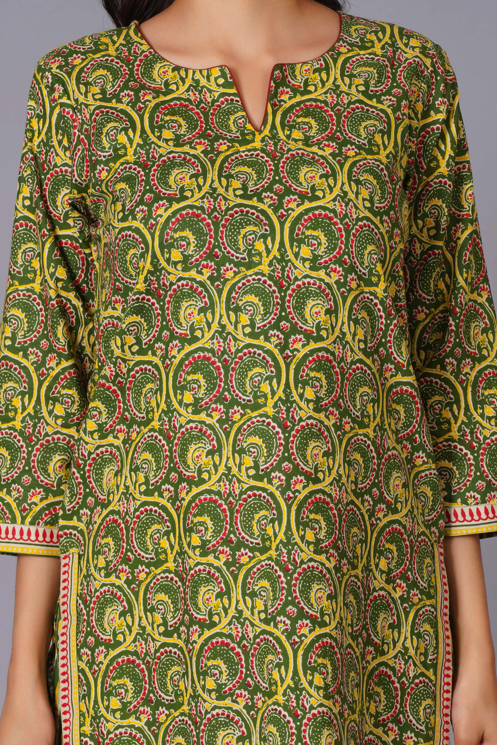 Verdant Paisley Heritage Print Kurta Set