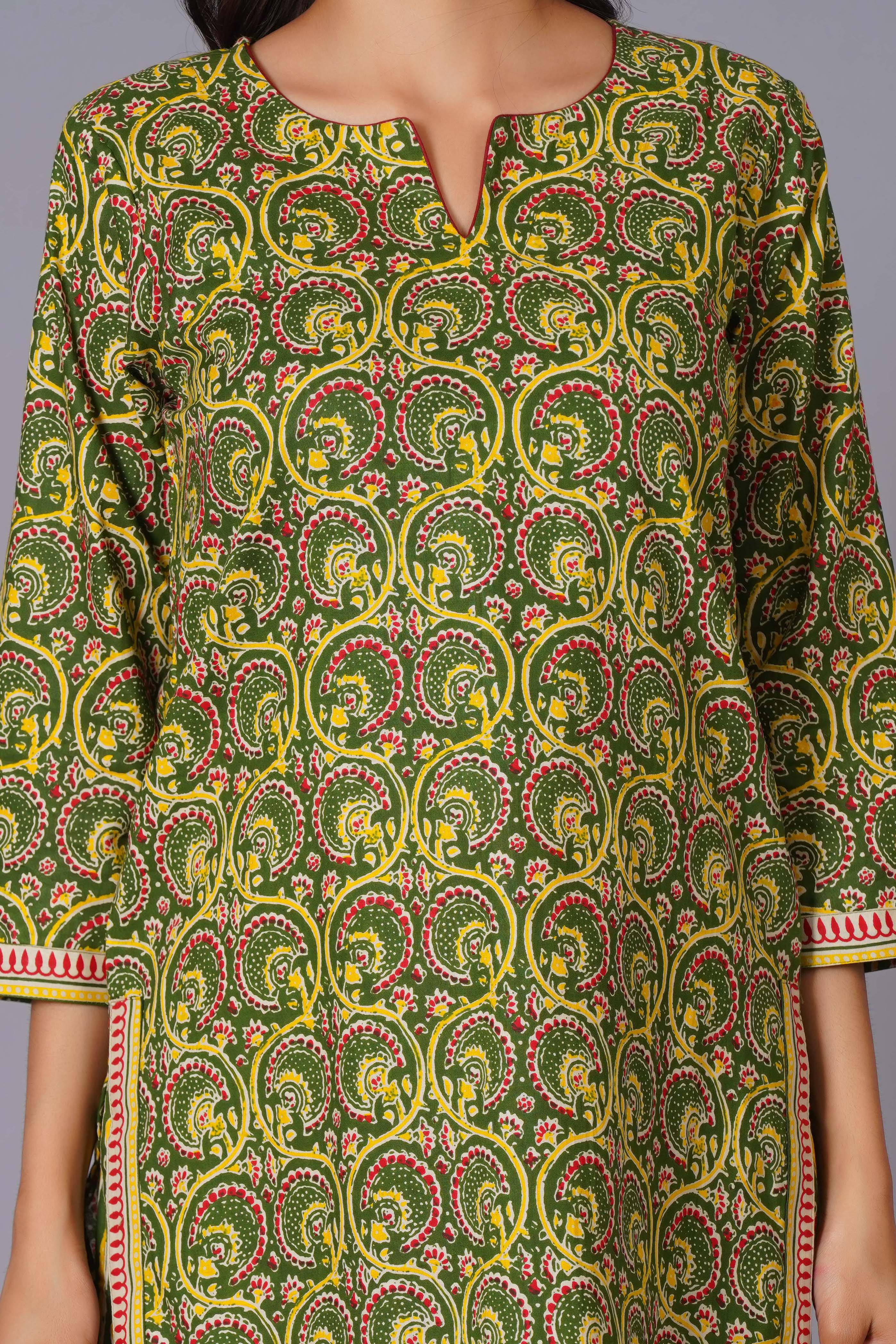 Verdant Paisley Heritage Print Kurta Set