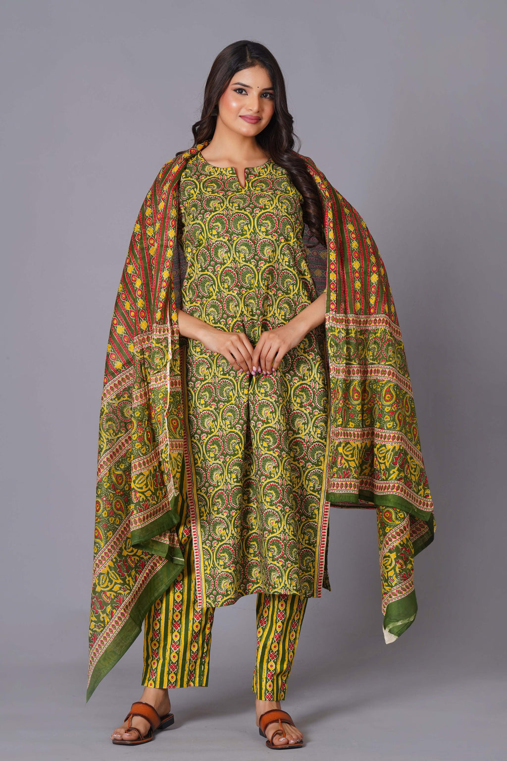 Verdant Paisley Heritage Print Kurta Set