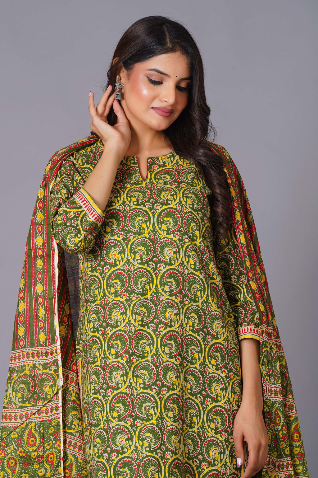 Verdant Paisley Heritage Print Kurta Set