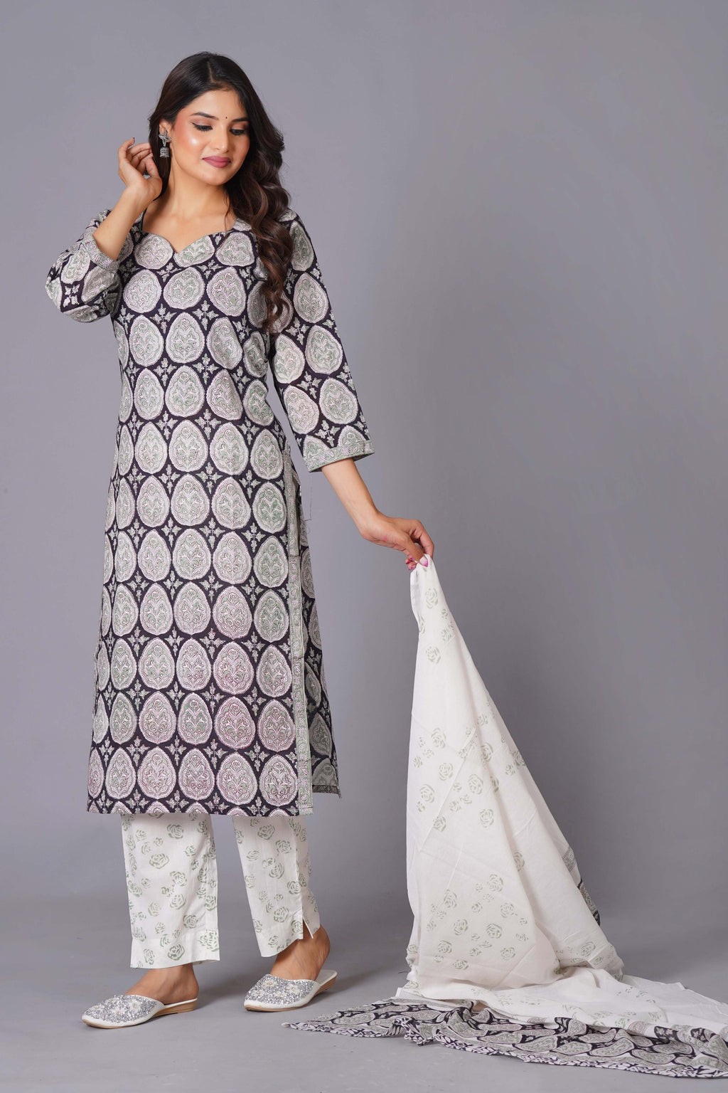 Ornate Paisley Handblock Cotton Suit Set