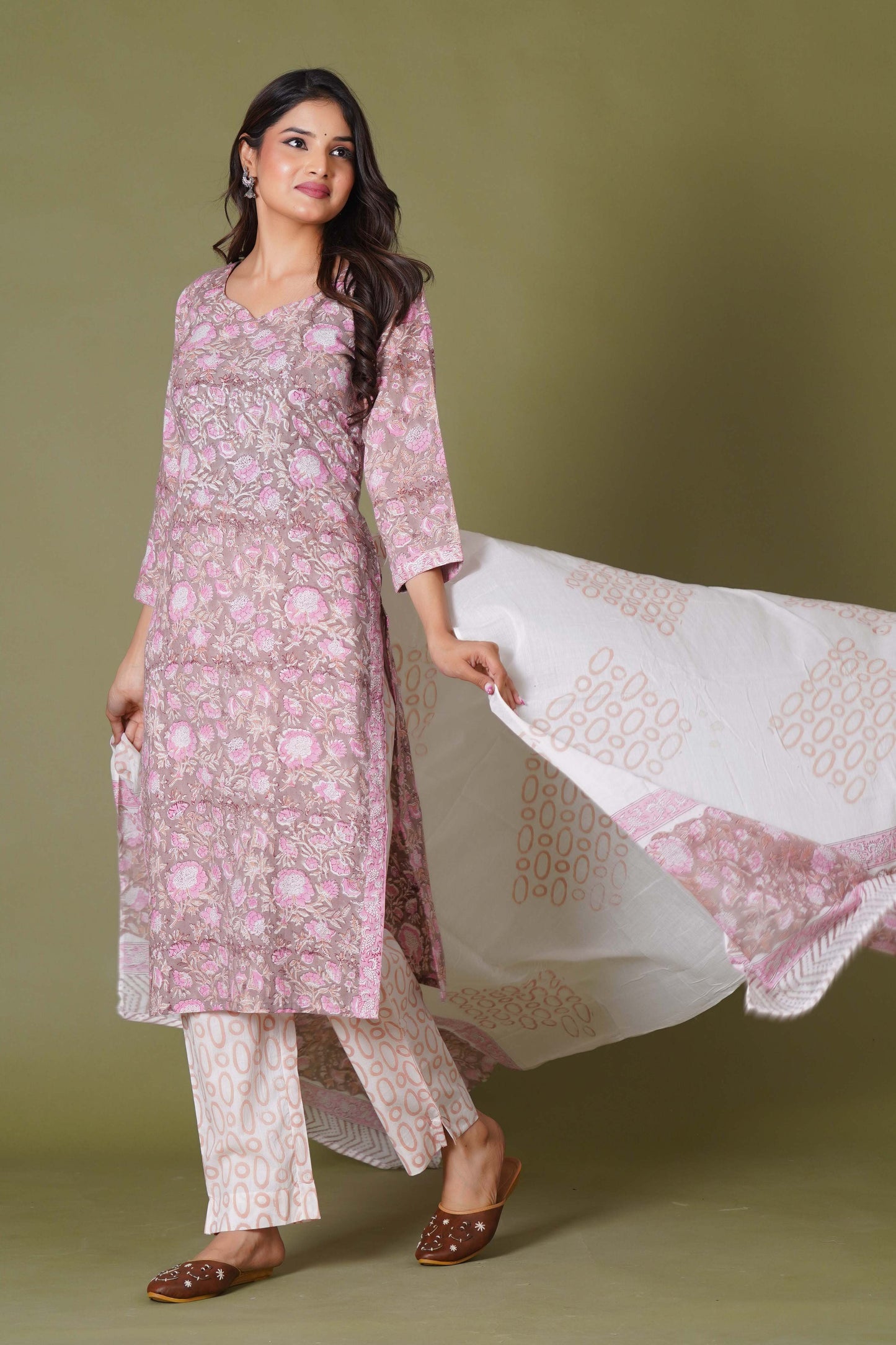 Blush Aura Handblock Floral Cotton Suit Set
