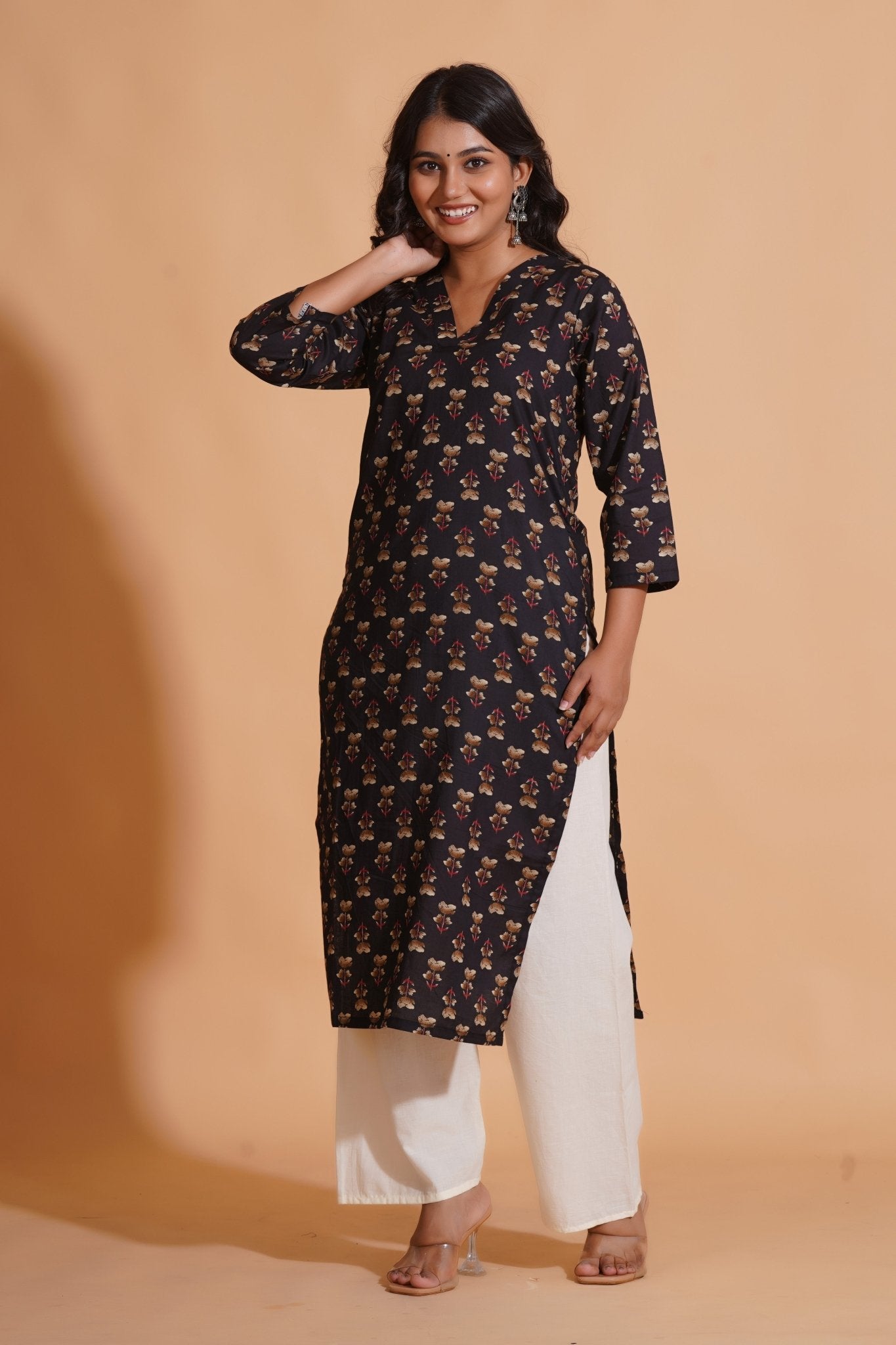 Black Elegance V-Neck Kurta - Himdim Wear