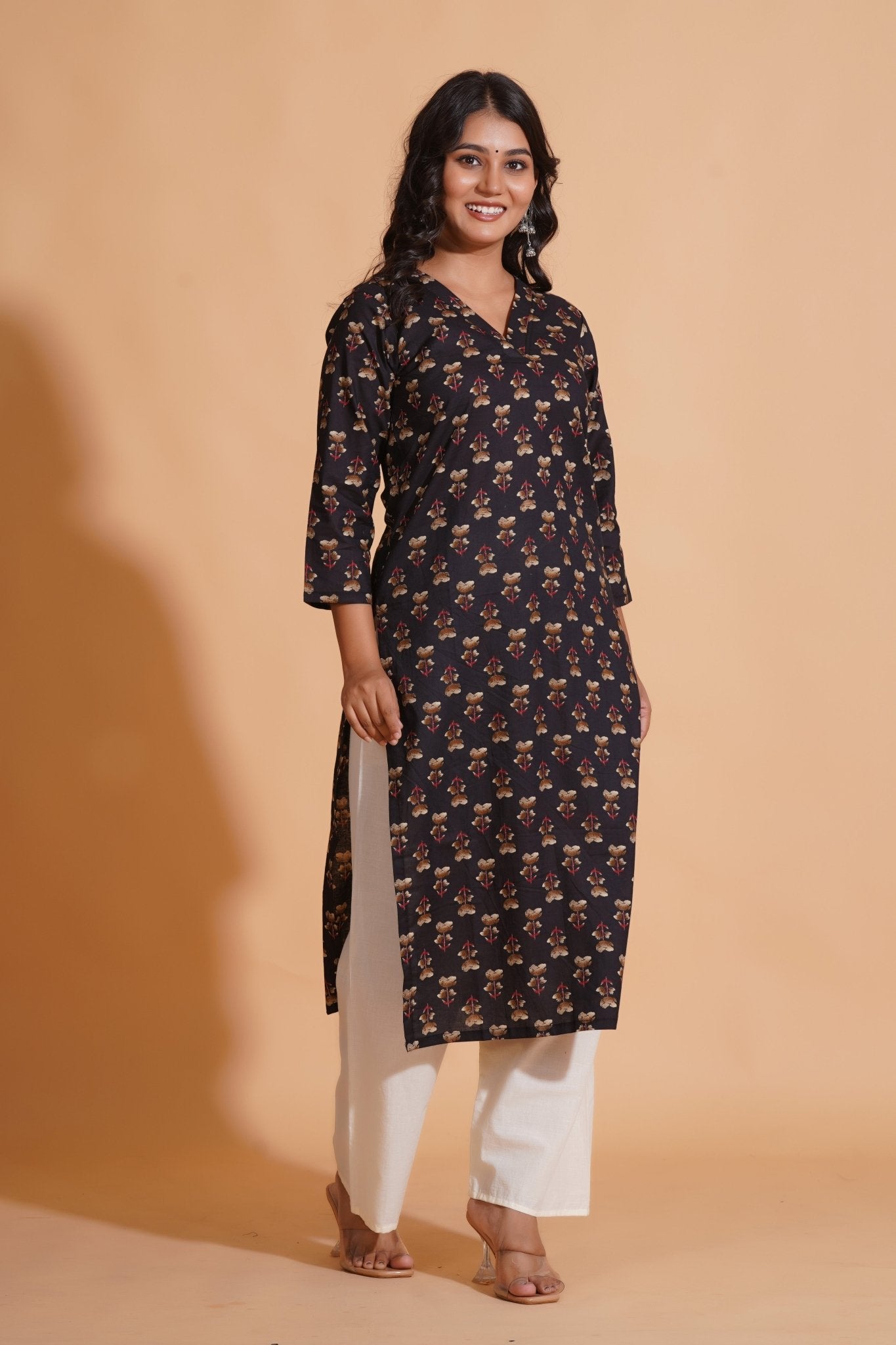 Black Elegance V-Neck Kurta - Himdim Wear