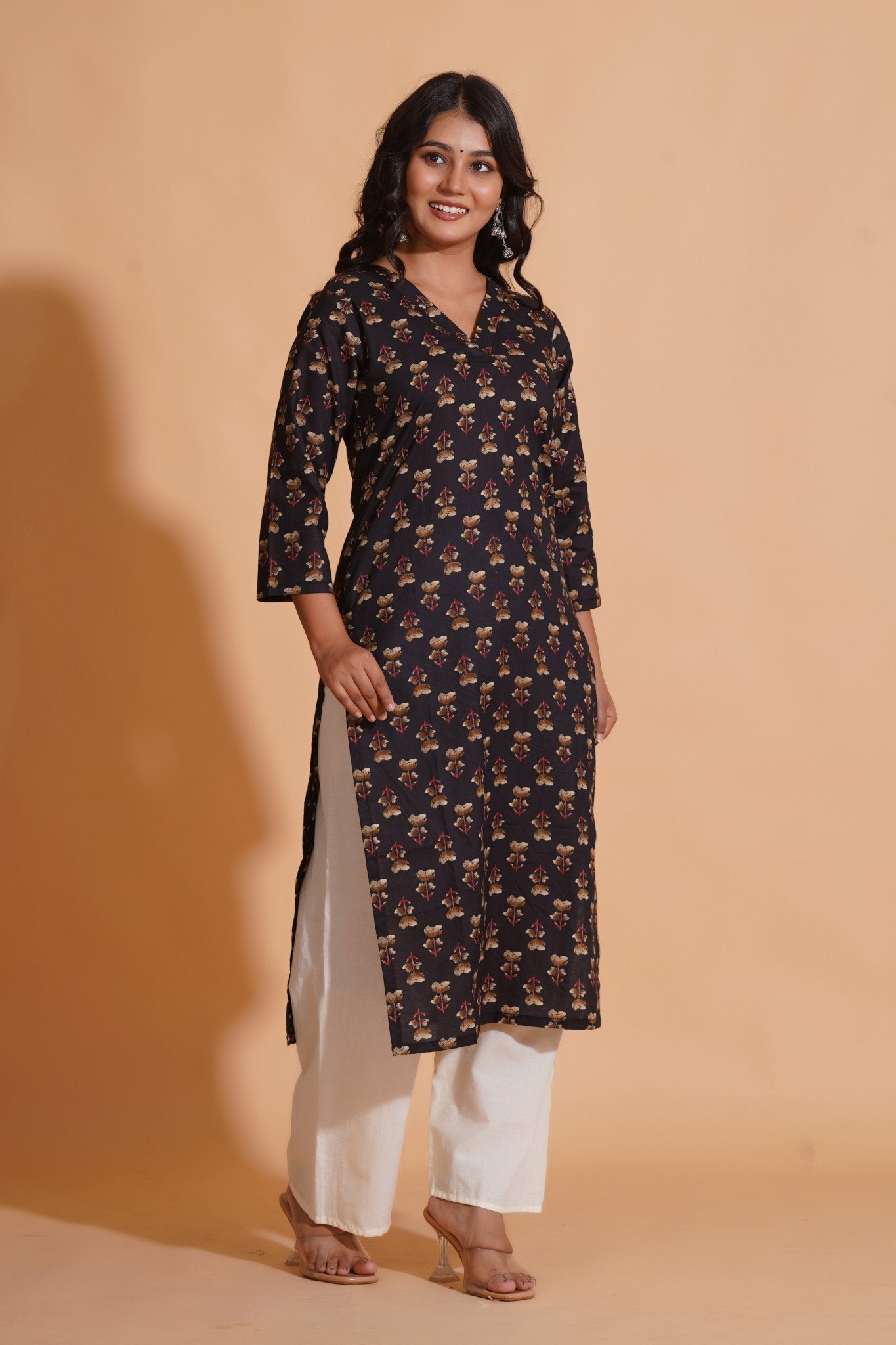 Black Elegance V-Neck Kurta - Himdim Wear