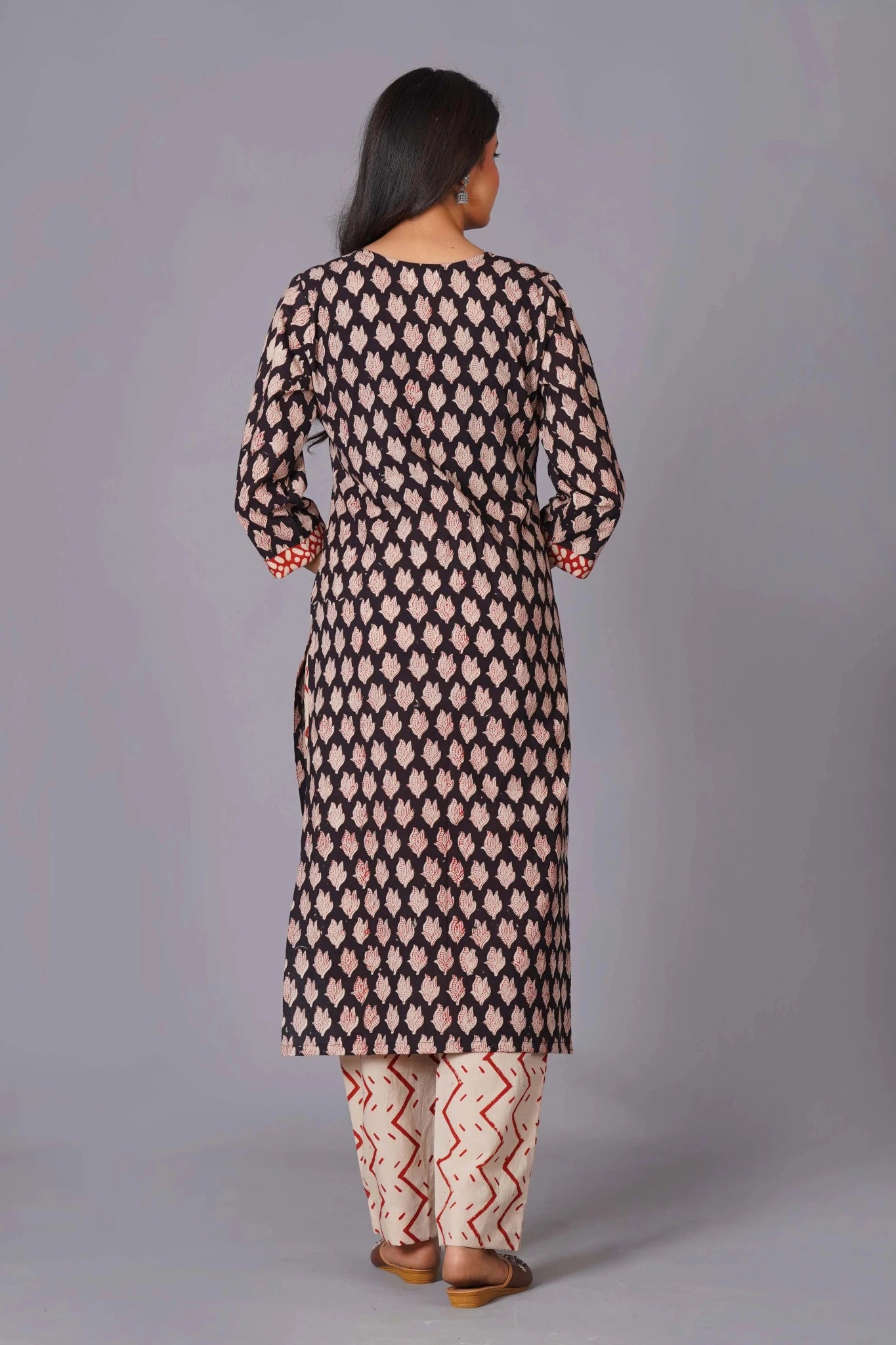 Noir Leaf Handblock Cotton Suit Set - Himdim Wear
