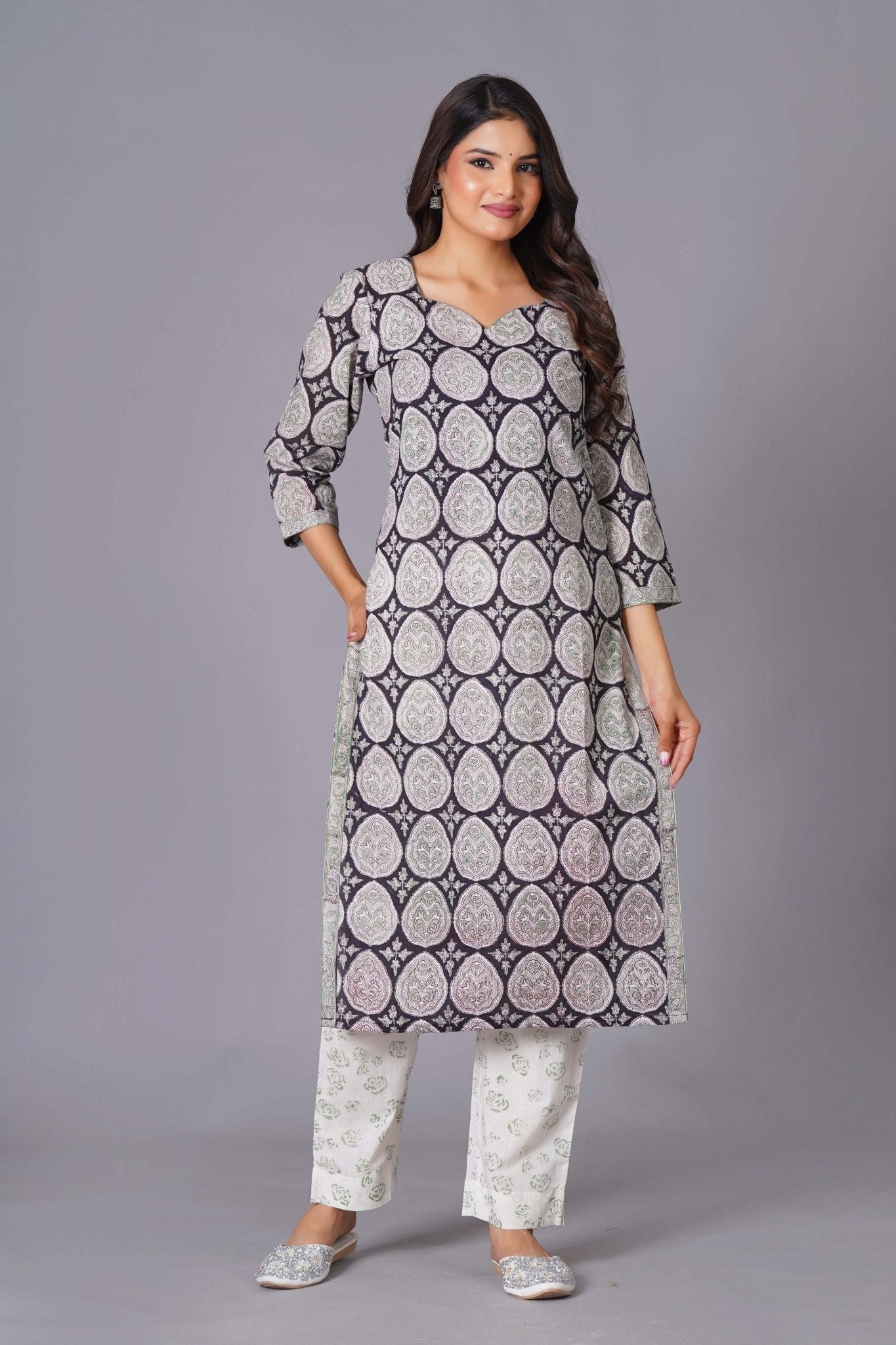 Ornate Paisley Handblock Cotton Suit Set - Himdim Wear