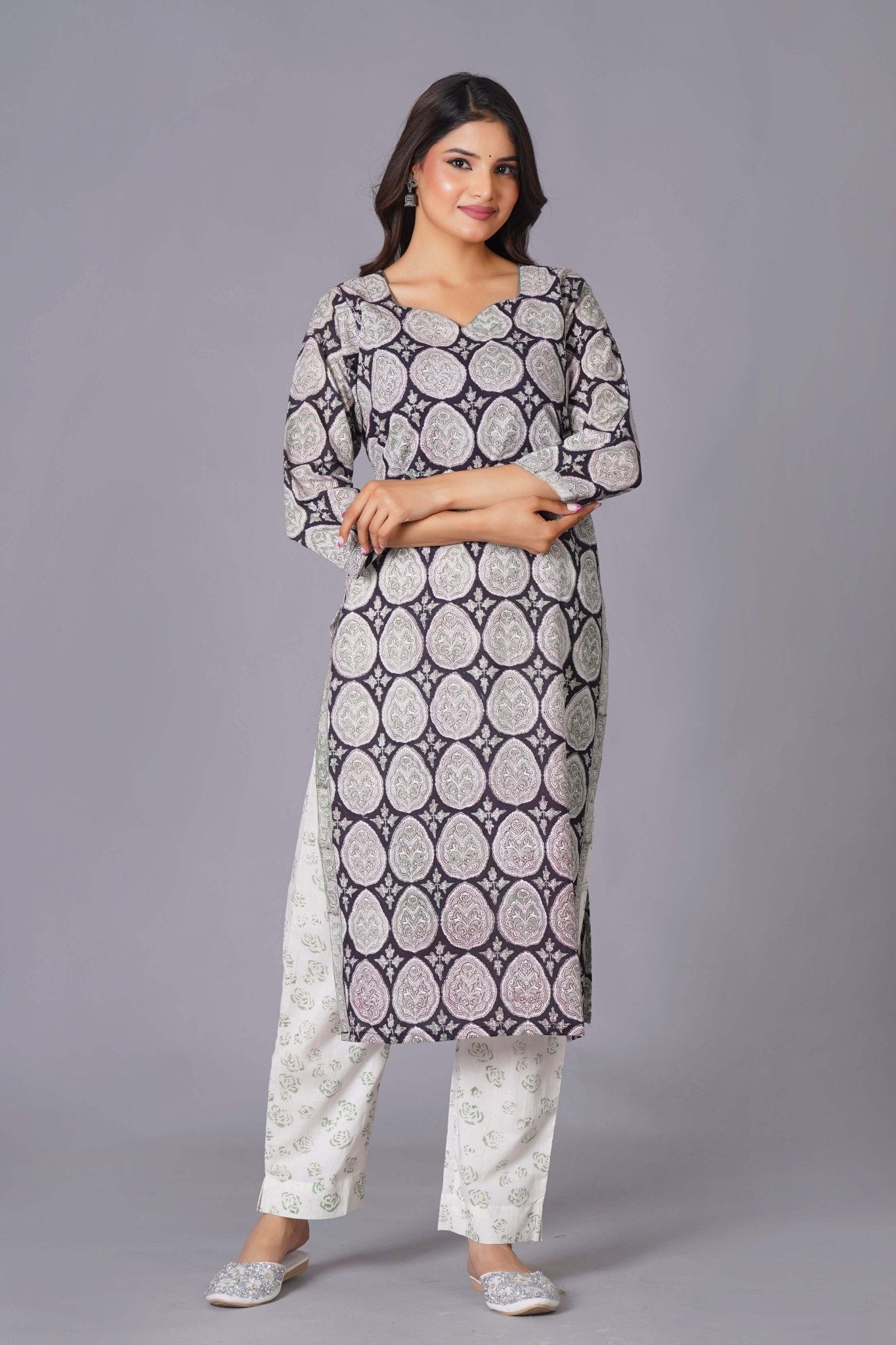 Ornate Paisley Handblock Cotton Suit Set - Himdim Wear