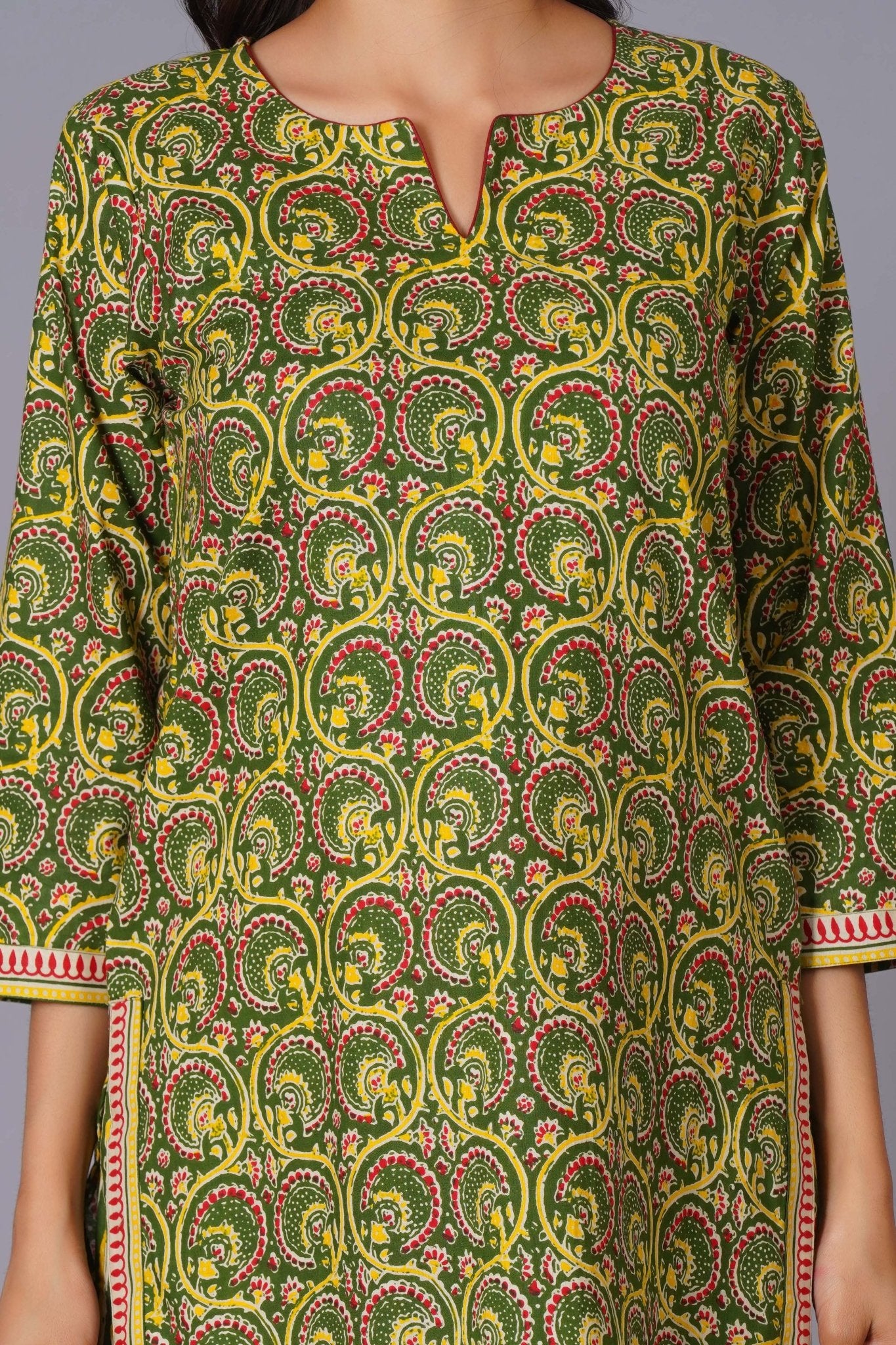 Verdant Paisley Heritage Print Kurta Set - Himdim Wear