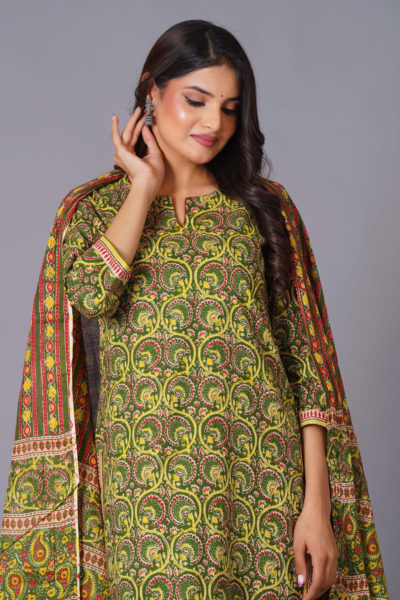 Verdant Paisley Heritage Print Kurta Set - Himdim Wear