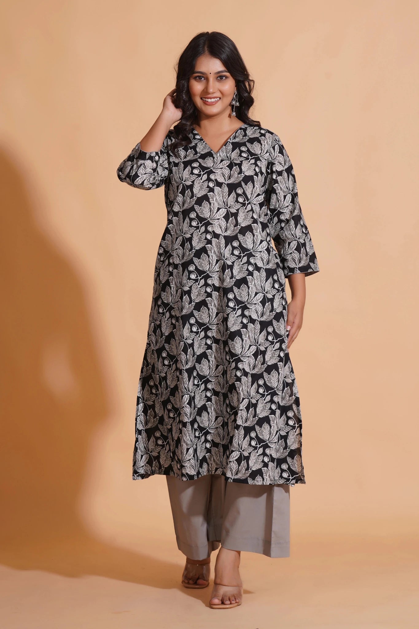 Women's Monochrome Leaf Print A-Line Kurta Set - Himdim Wear